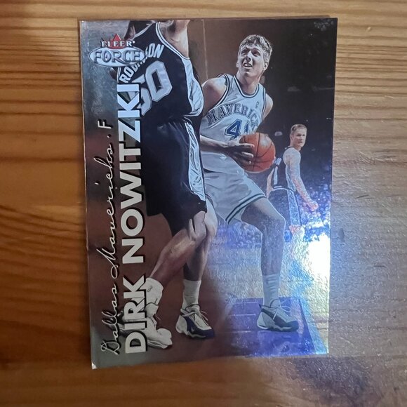 1999-00 Fleer Force #130 Dirk Nowitzki - Picture 1 of 2